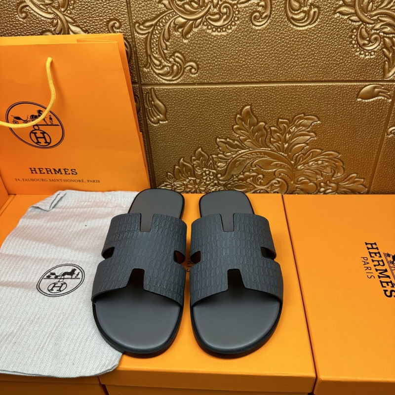 H**mes slippers